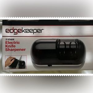 Edgekeeper electric knife sharpener